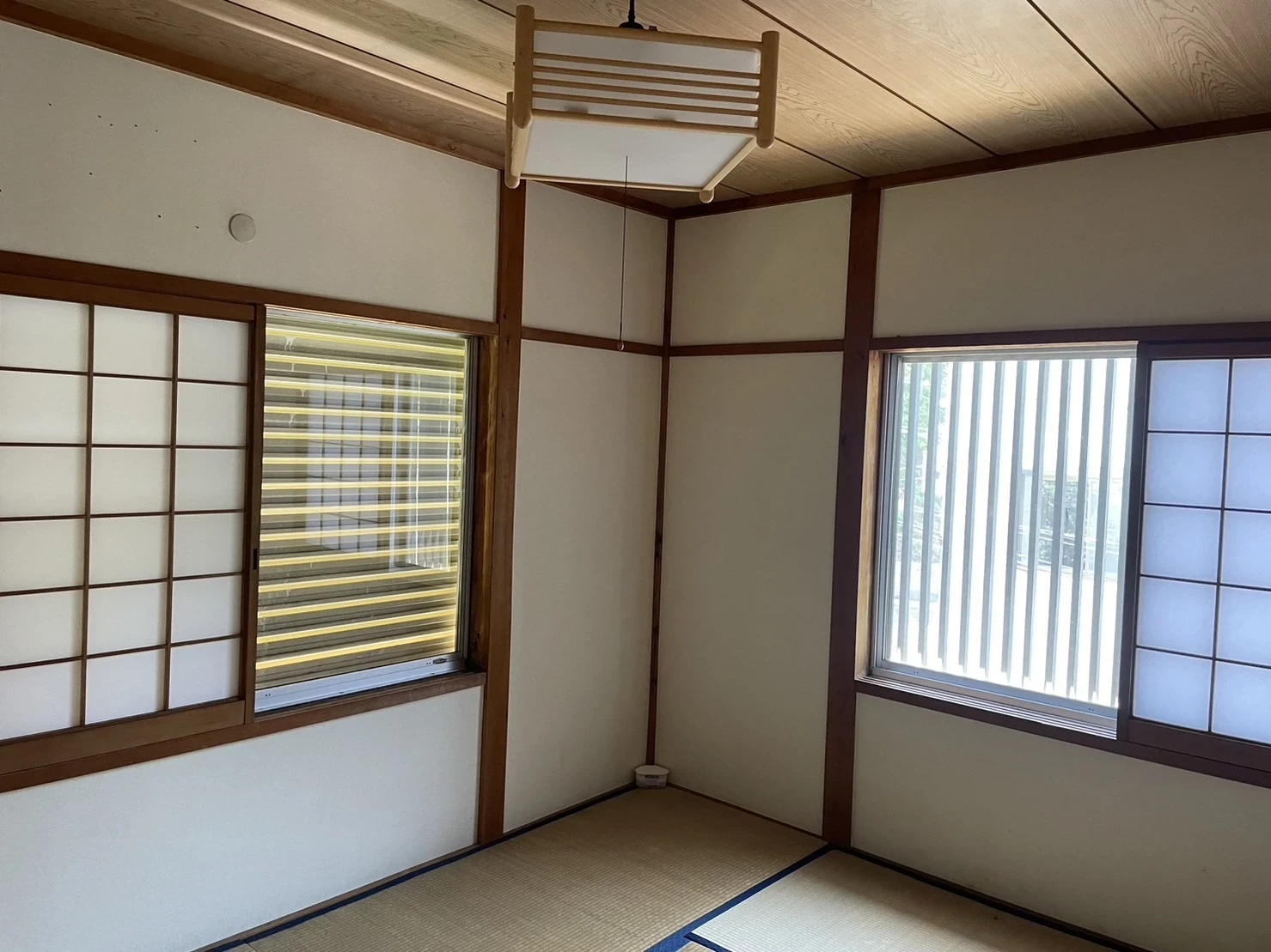 静市市原町　2階居室