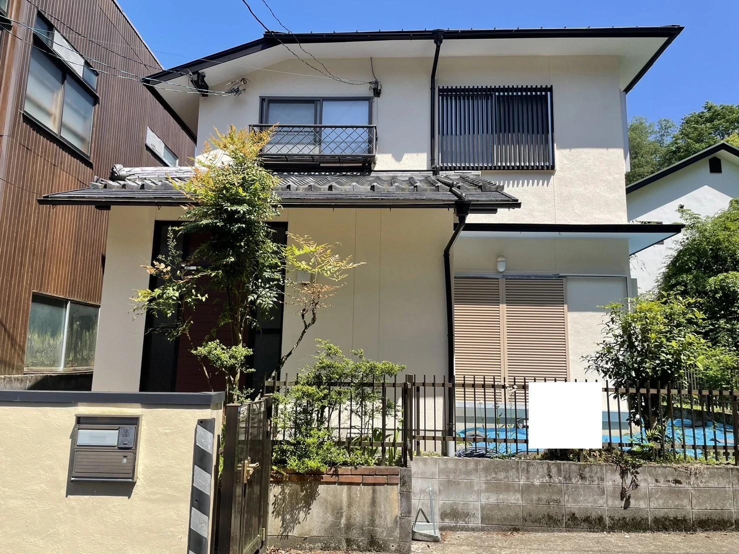 静市市原町　外観